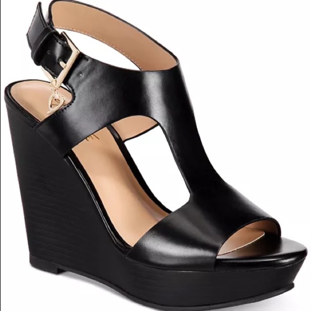 Valleri Wedge Sandals - Size 10